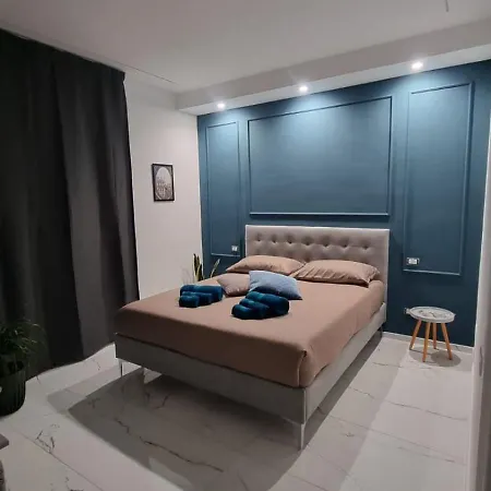 Luxury House 4* Бари