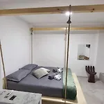 Luxury House לינה וארוחת בוקר בארי