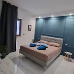 לינה וארוחת בוקר Luxury House 3*