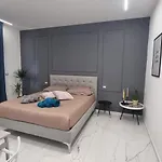 Luxury House בארי