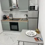 לינה וארוחת בוקר Luxury House 3*