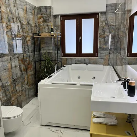 Bed & Breakfast Luxury House