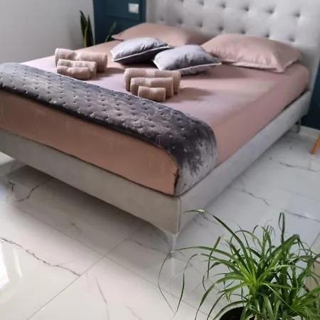 Luxury House Готель типу 