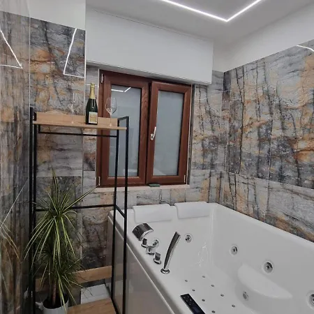 Luxury House Bed & Breakfast