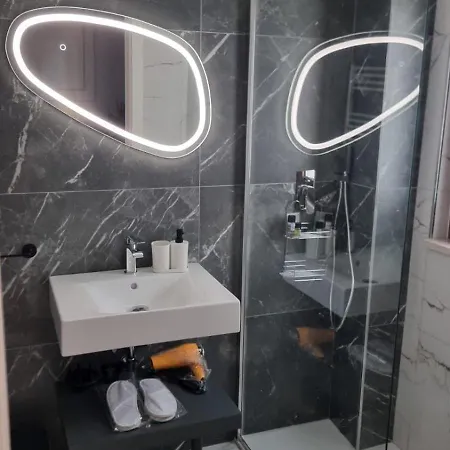 Luxury House Готель типу 