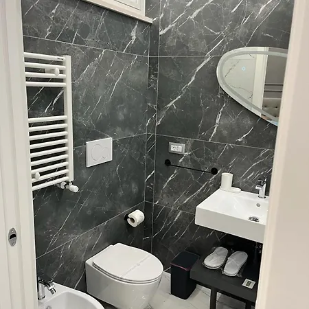 Luxury House Барі